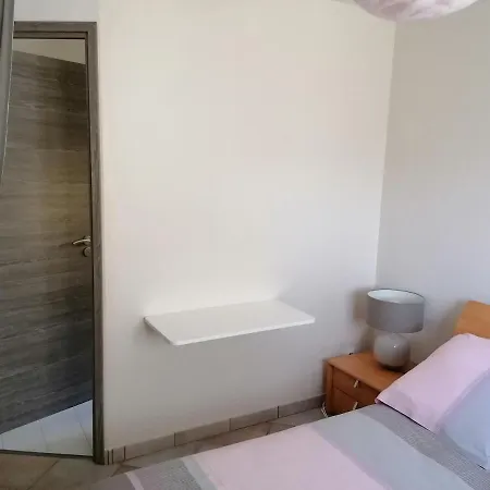招待所 莱斯罗什弗勒伊斯旅馆